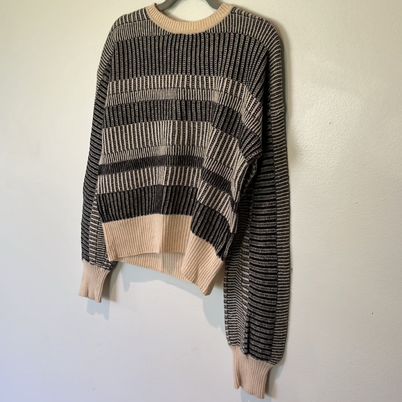 Equipment sweater - Picture 2 of 6